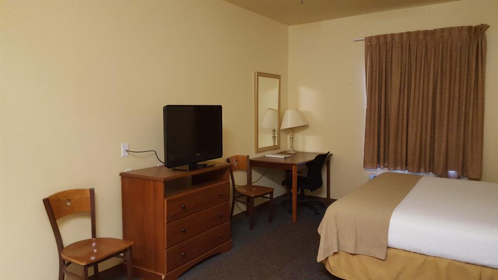 Reddy Hotel Plainview Εξωτερικό φωτογραφία