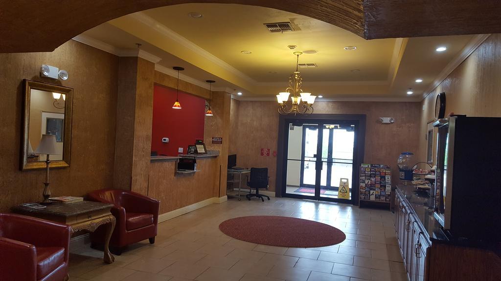 Reddy Hotel Plainview Εξωτερικό φωτογραφία