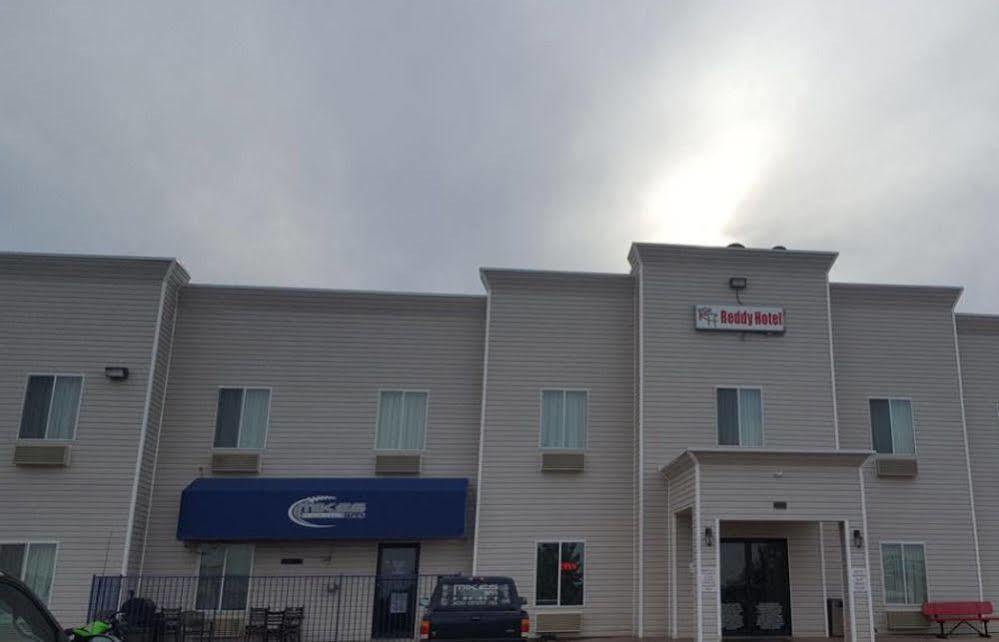 Reddy Hotel Plainview Εξωτερικό φωτογραφία